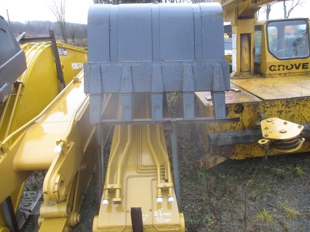 2024 CAT 320DL - STICK -$21,900 - Image 3